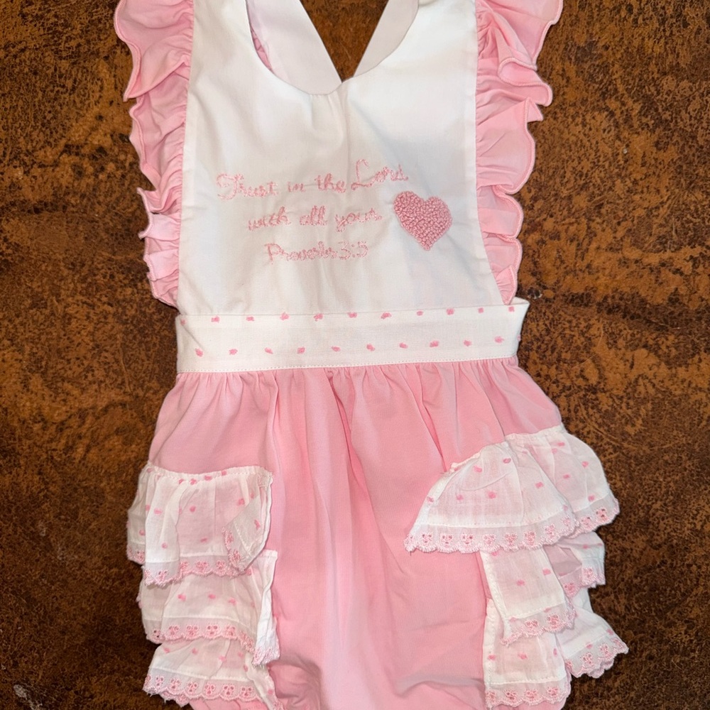 Smocked bubble